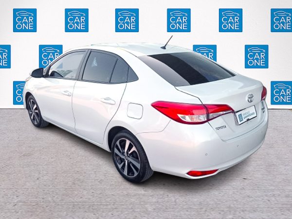 73b8aed6-b2e1-4ccd-9705-88ba4b699709
