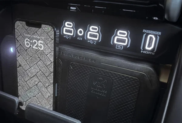 RAM 1500 Laramie Night Edition 3.0 AT8 4*4