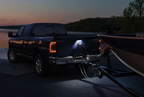 RAM 2500 Laramie 6.7 L TD AT6 4*4