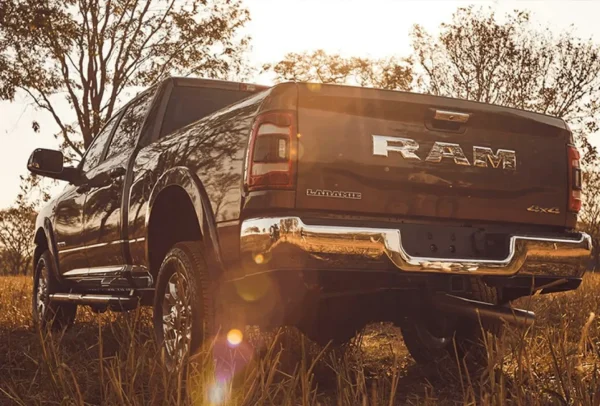 RAM 2500 Laramie 6.7 L TD AT6 4*4