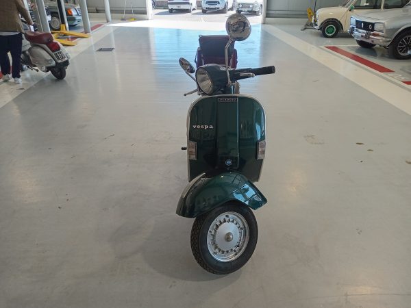 VESPA P 200 E