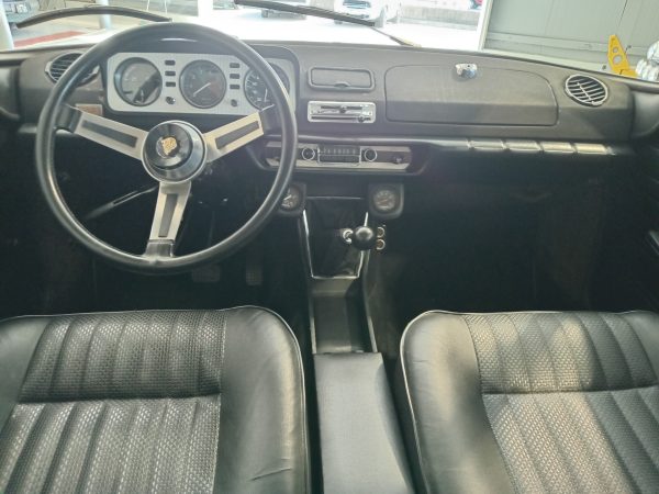PEUGEOT 404 GRAN PRIX
